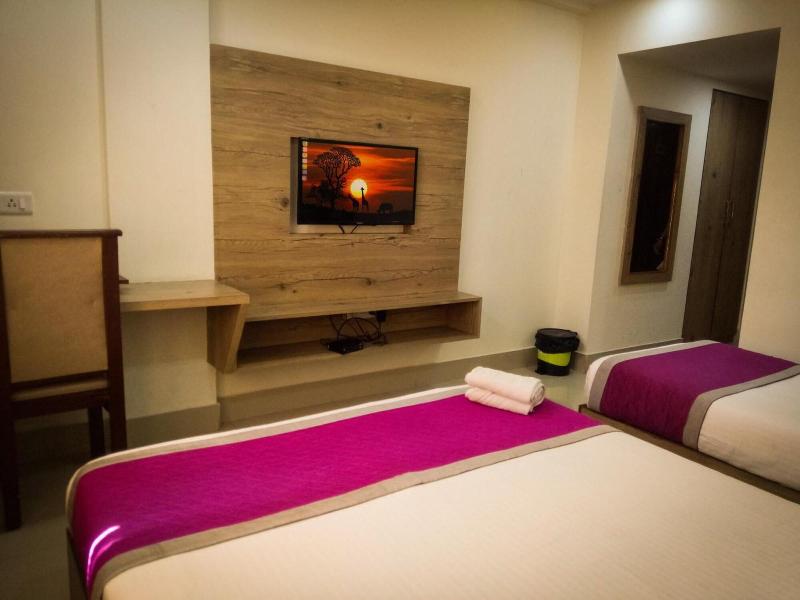 Nexstay Crystal Residency image