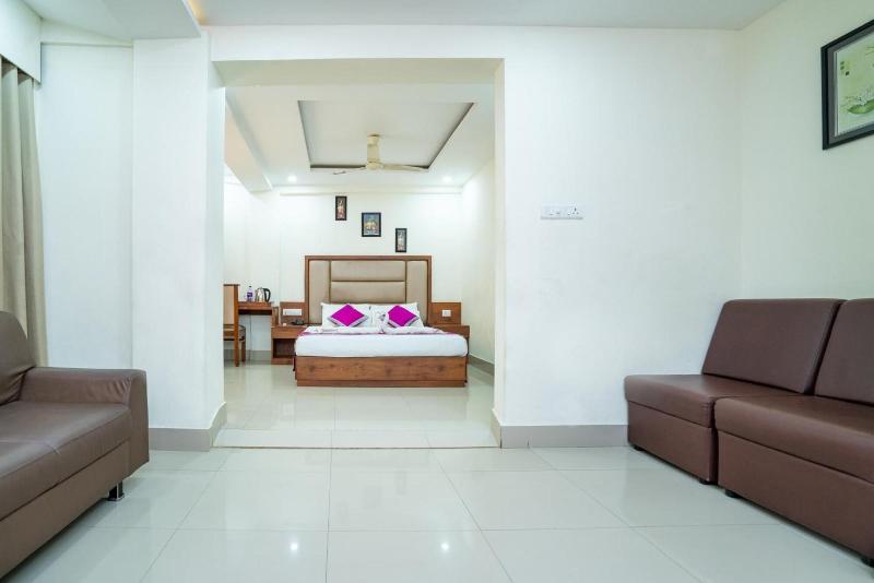 Nexstay Crystal Residency image