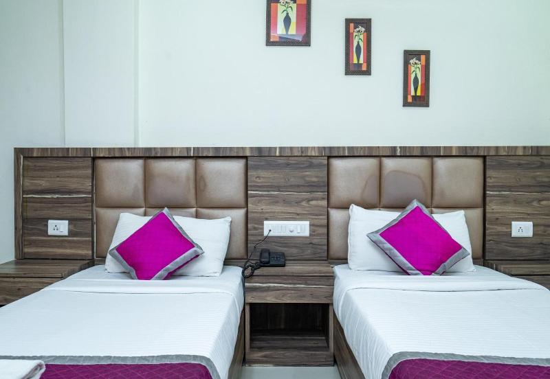 Nexstay Crystal Residency image