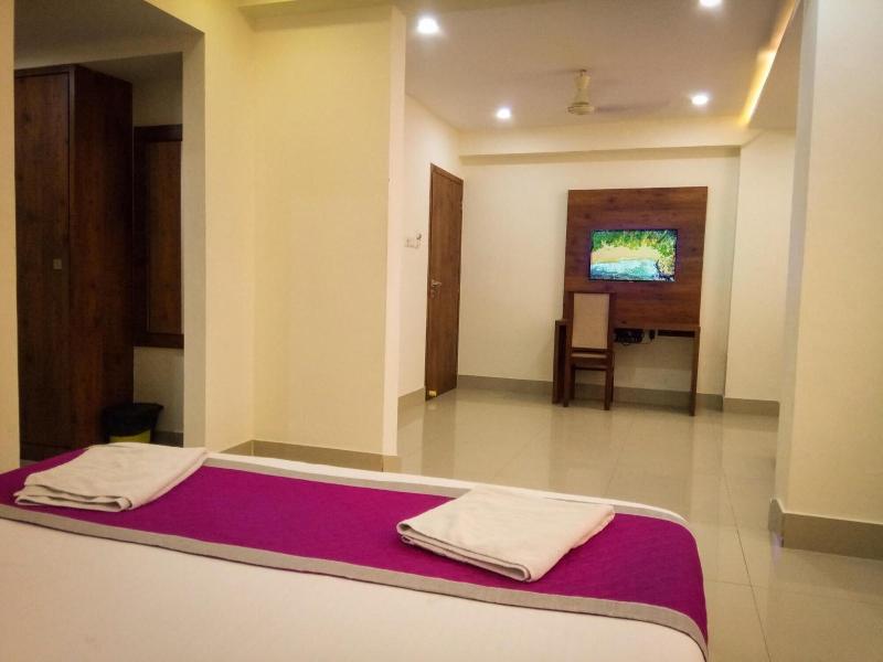Nexstay Crystal Residency image