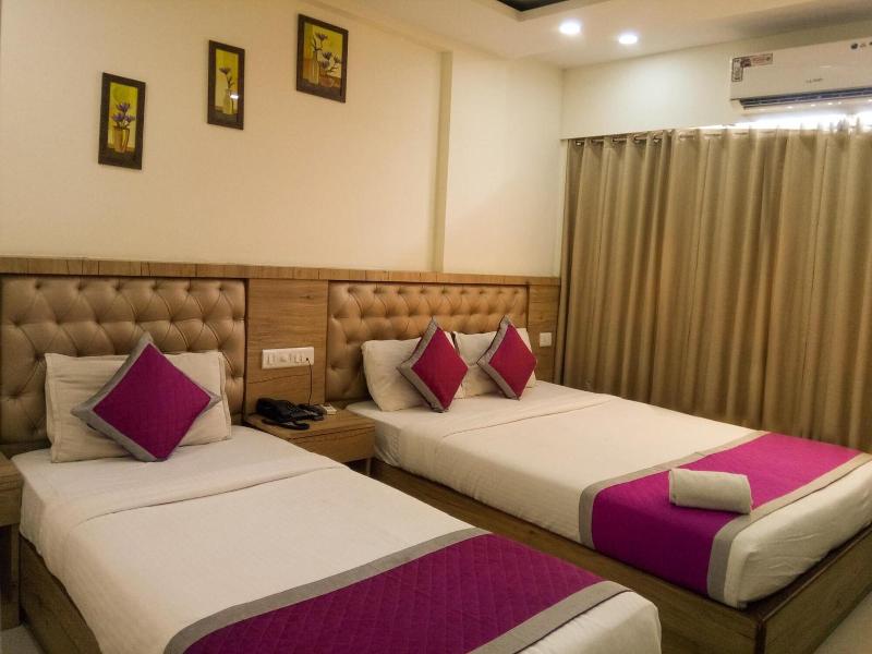 Nexstay Crystal Residency image