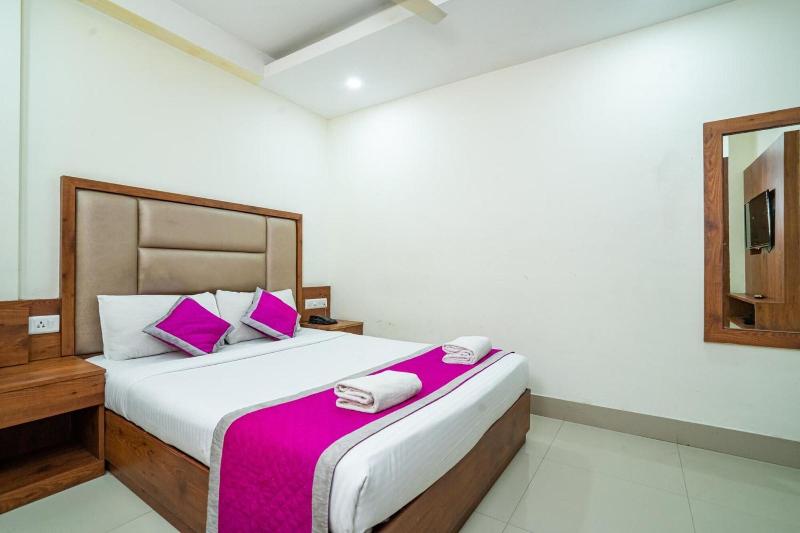 Nexstay Crystal Residency image