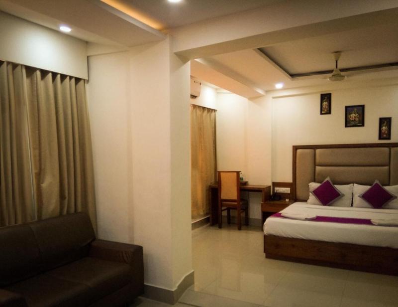 Nexstay Crystal Residency image