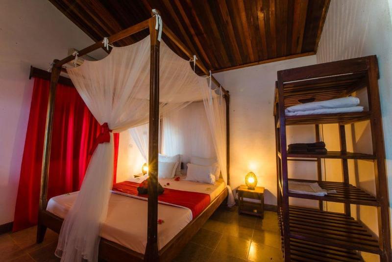 Vanivola Hotel image