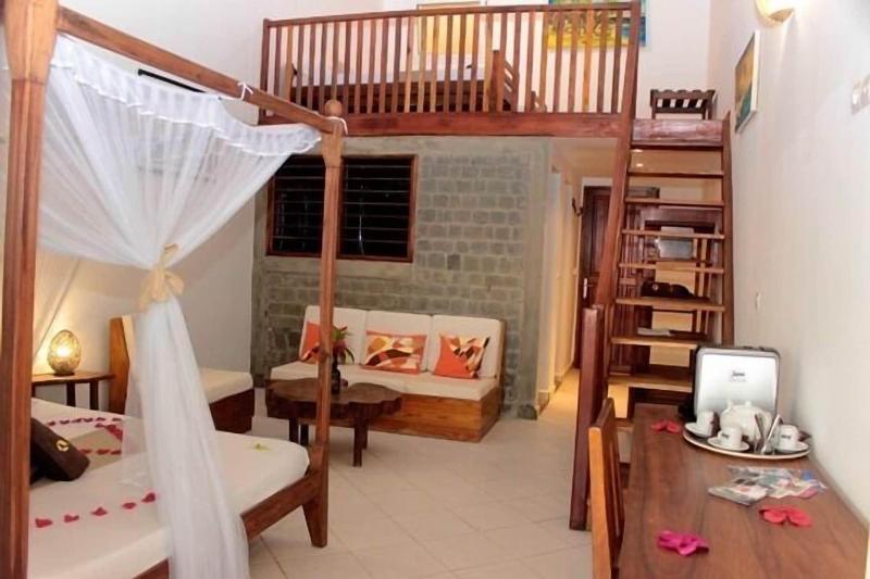 Vanivola Hotel image