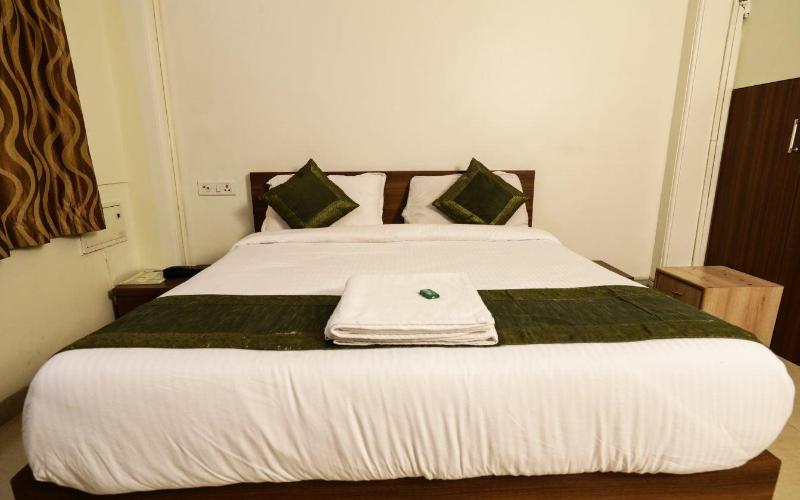 Lofty Seasons Service Apartments image
