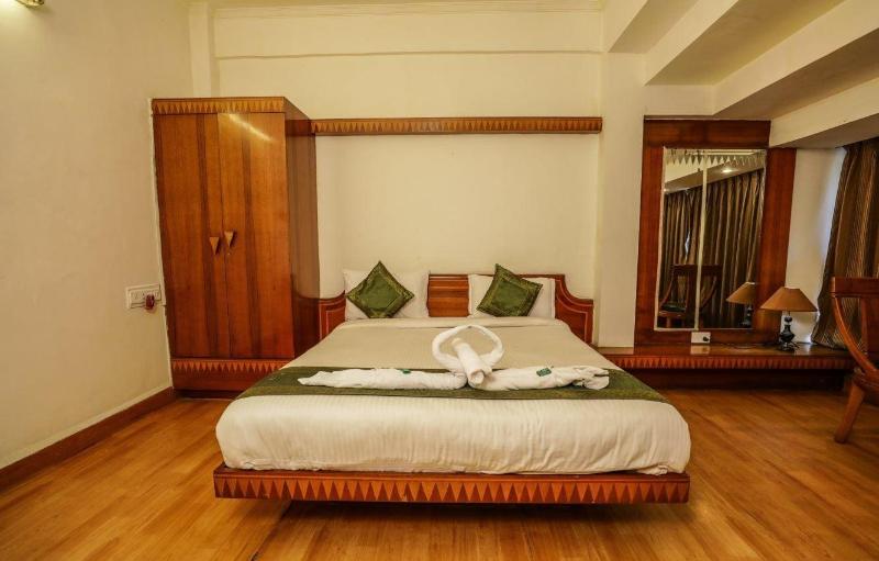 Lofty Seasons Service Apartments image