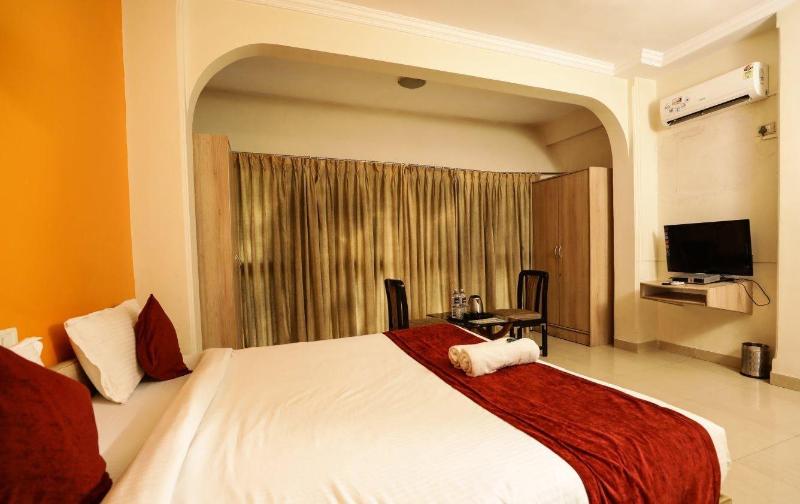 Lofty Seasons Service Apartments image