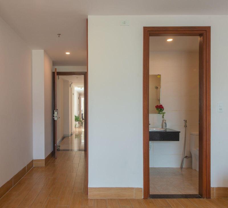 Canary Nha Trang Hotel image