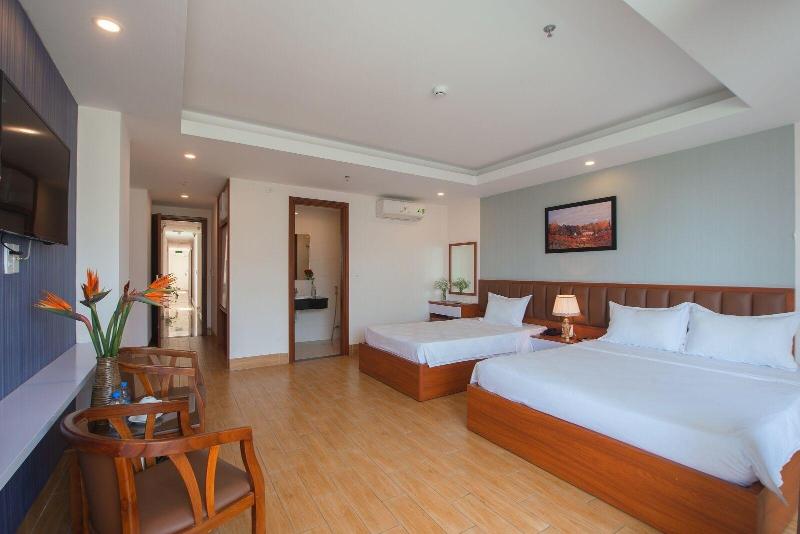 Canary Nha Trang Hotel image