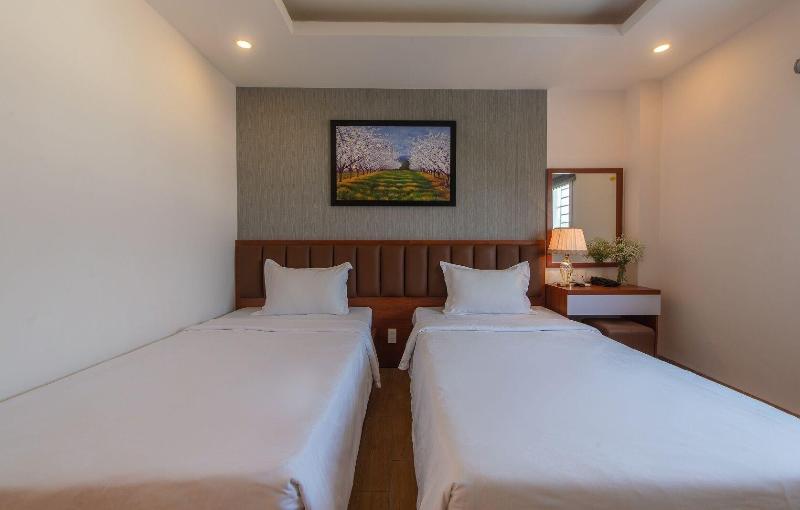Canary Nha Trang Hotel image