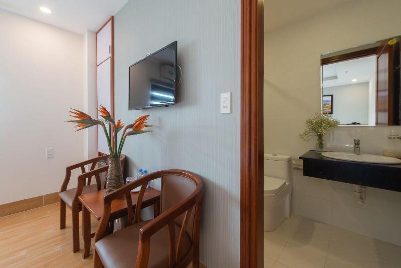 Canary Nha Trang Hotel image