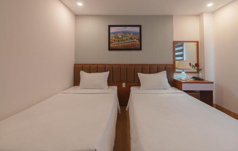 Canary Nha Trang Hotel image