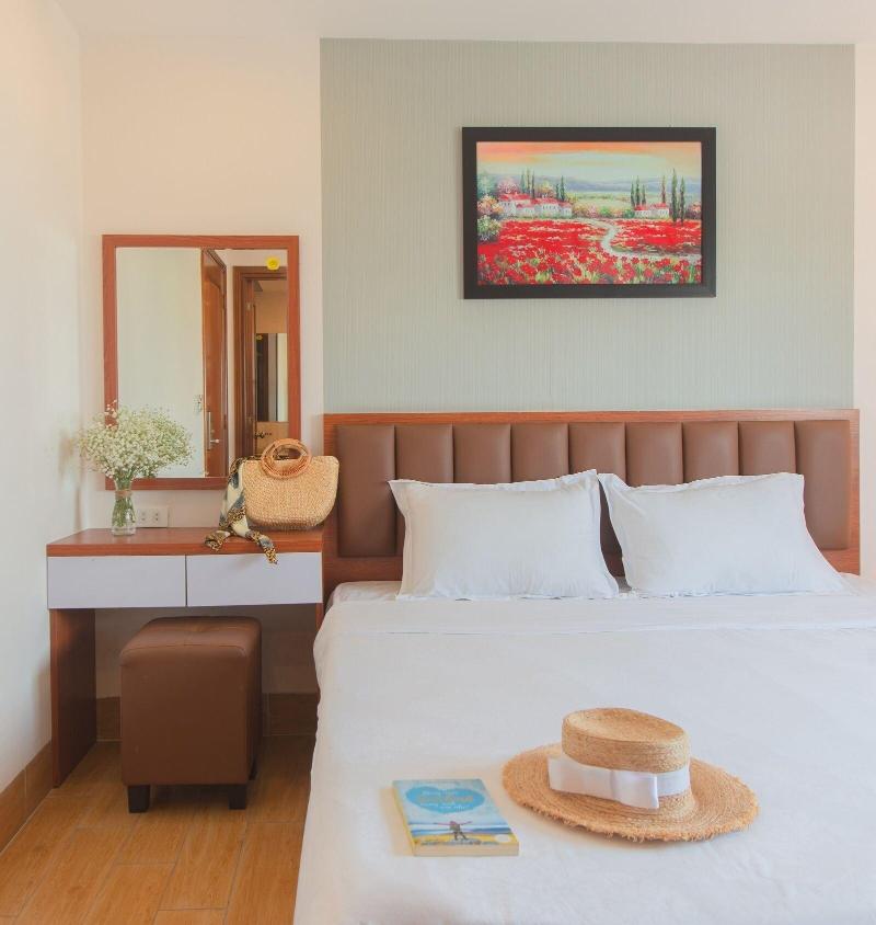 Canary Nha Trang Hotel image