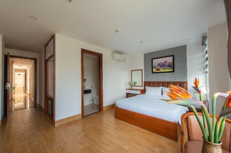 Canary Nha Trang Hotel image