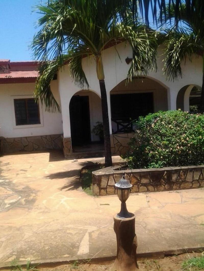 Inchi Raha Cottages image