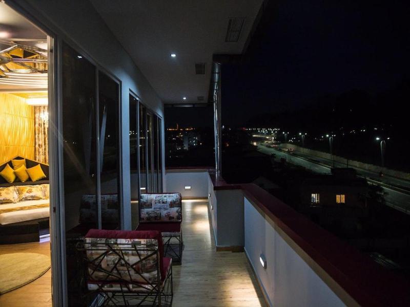 New W Hotel — photo 10