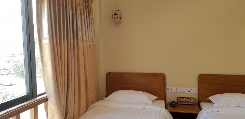 Inle Strand Hotel image