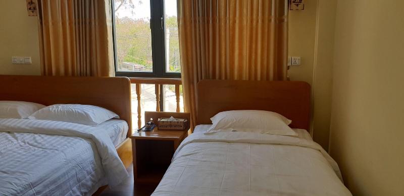 Inle Strand Hotel image