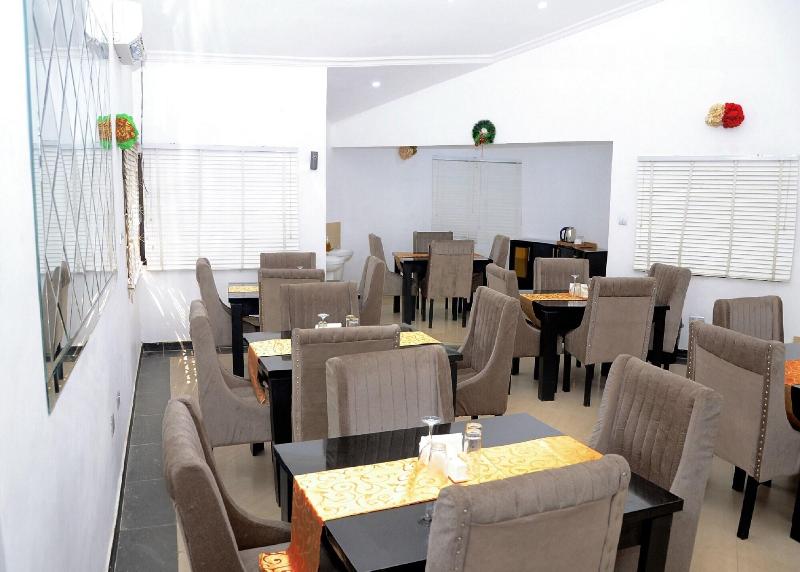 Cynarisso Hotel Lagos image