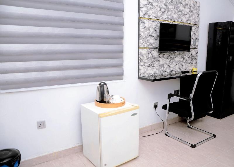 Cynarisso Hotel Lagos image