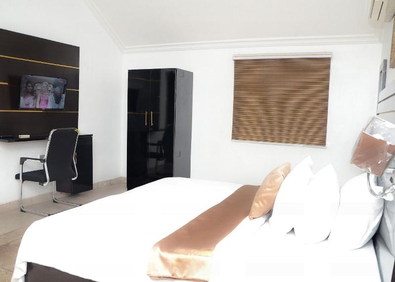 Cynarisso Hotel Lagos image