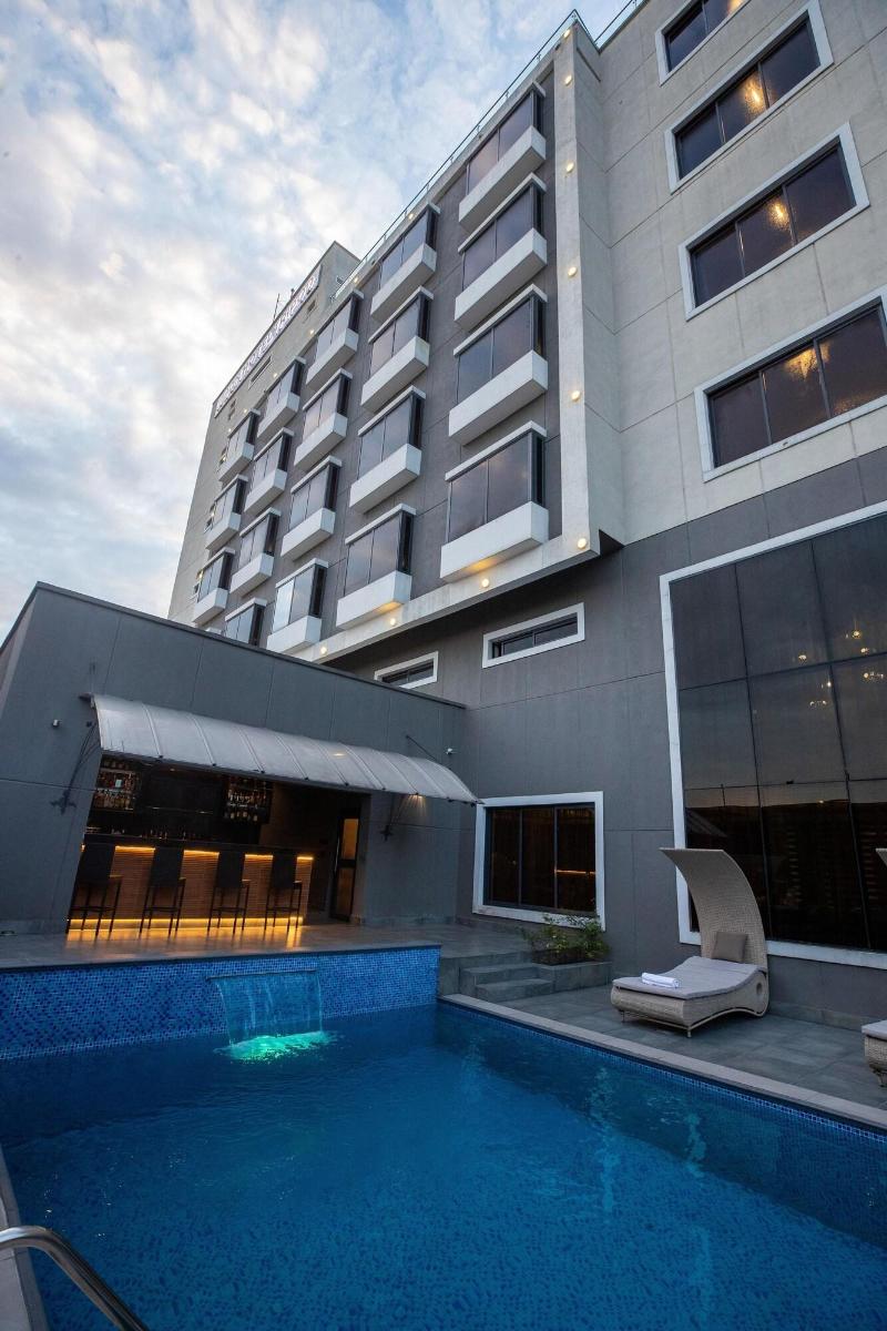 Bon Hotel Tripod Owerri image
