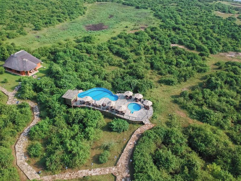 Buffalo Safari Lodge image