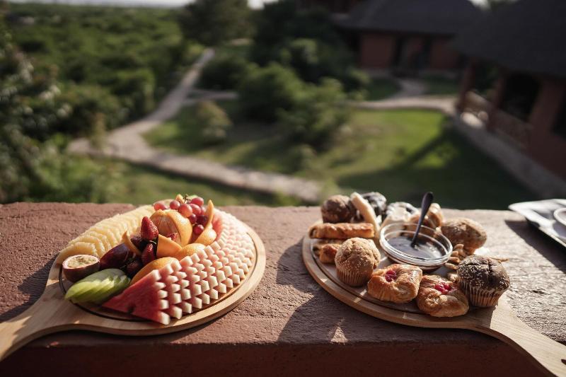 Buffalo Safari Lodge image