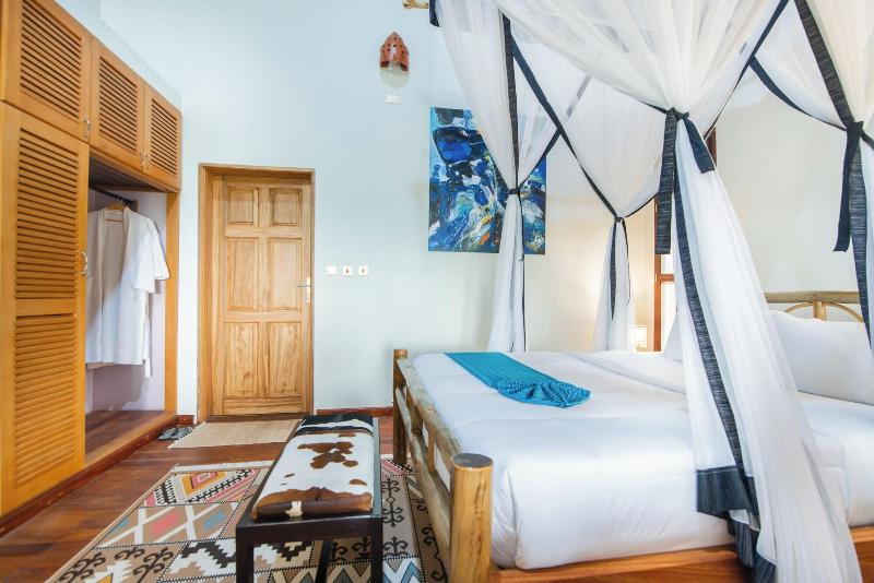 Buffalo Safari Lodge image