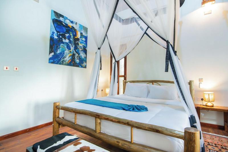 Buffalo Safari Lodge image