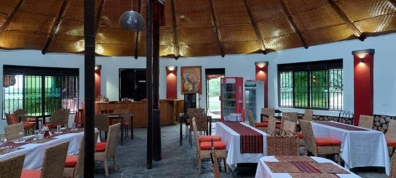Buffalo Safari Lodge image
