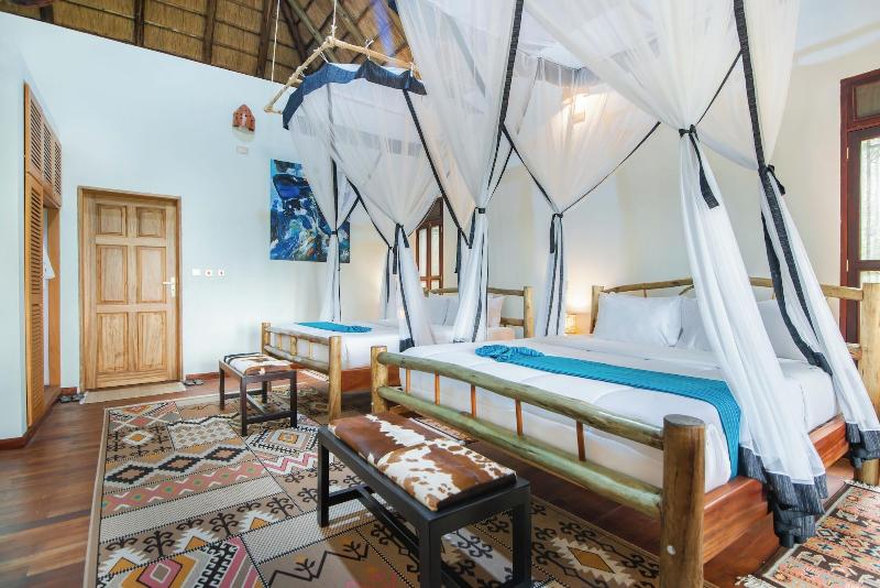 Buffalo Safari Lodge image
