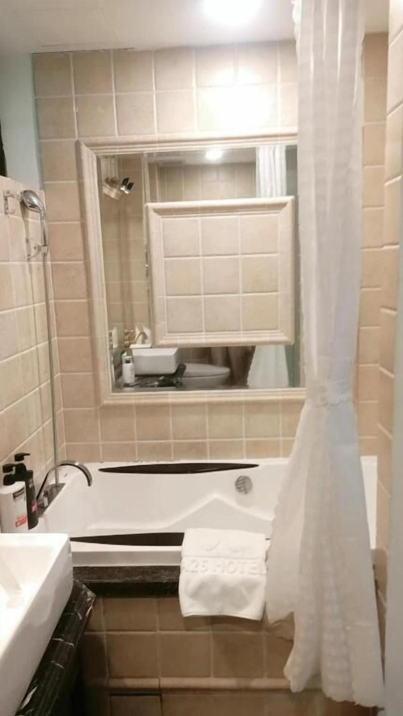 A25 Hotel 06 Truong Dinh image