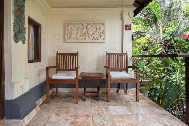 Nusa Indah Bungalows Candidasa image