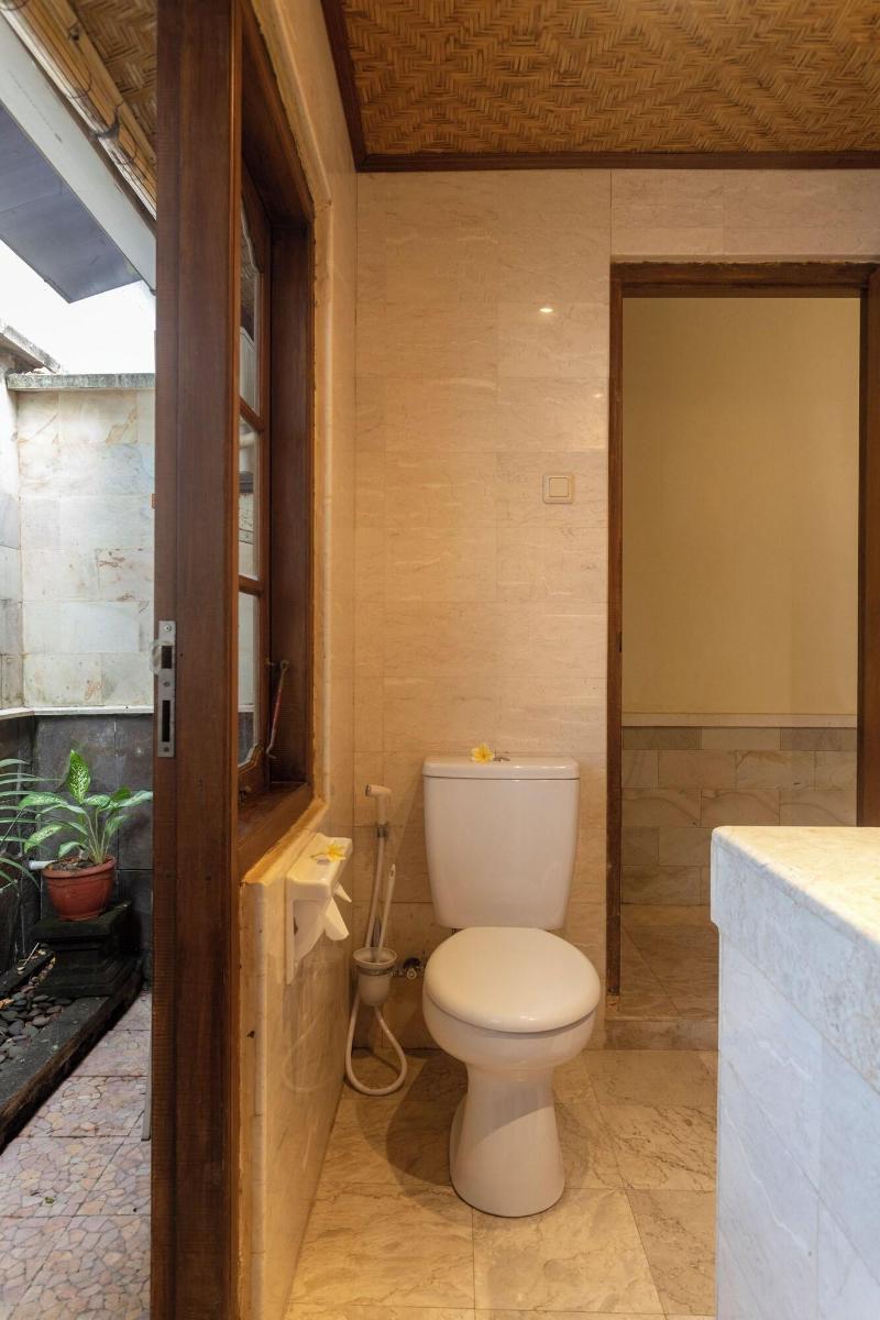 Nusa Indah Bungalows Candidasa image