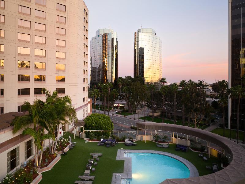 Hilton Long Beach image