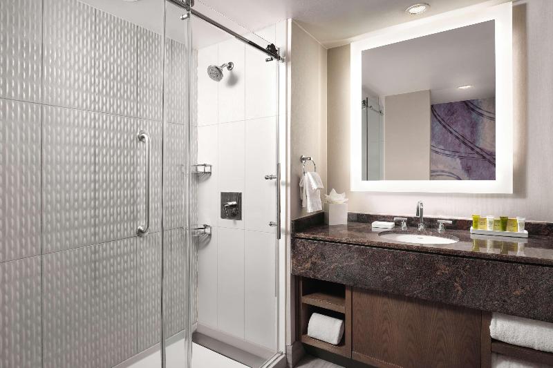Hilton Long Beach image