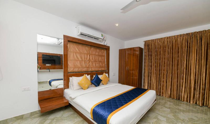 Keerthis Royal Suites image