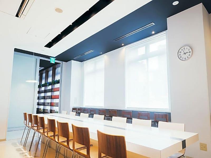 Quintessa Hotel Kokura Comic & Books image