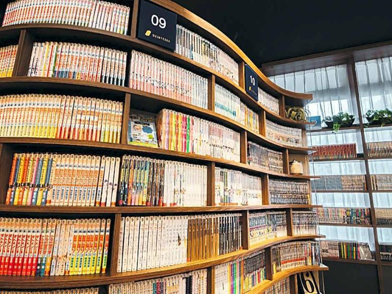 Quintessa Hotel Kokura Comic & Books image