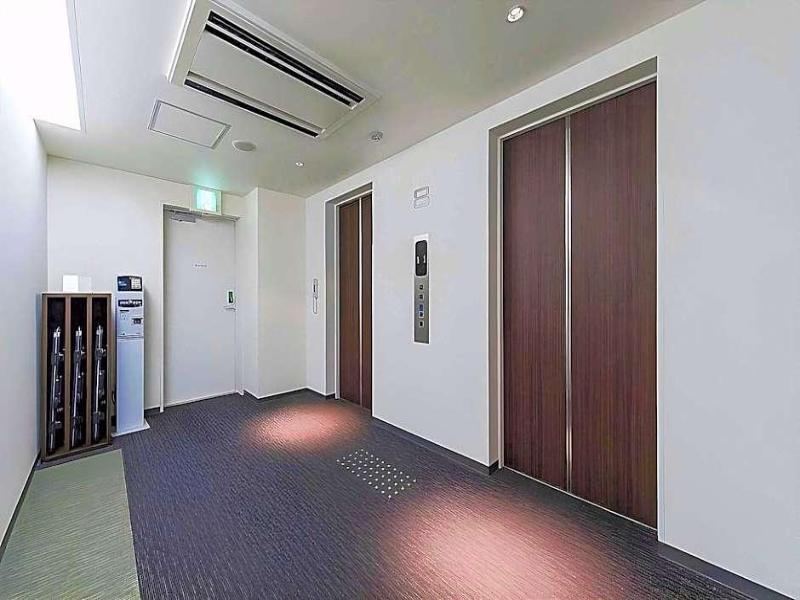 Quintessa Hotel Kokura Comic & Books image