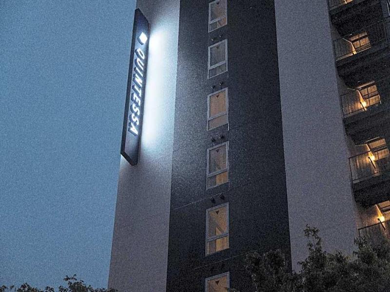 Quintessa Hotel Kokura Comic & Books image