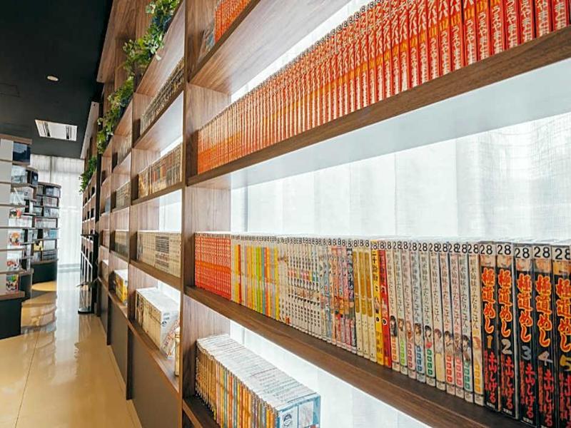 Quintessa Hotel Kokura Comic & Books image