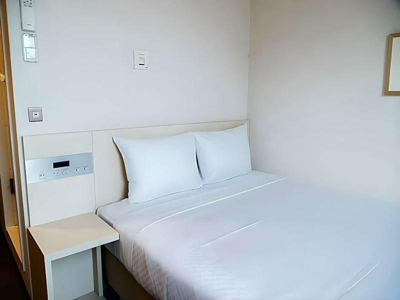 Quintessa Hotel Kokura Comic & Books image