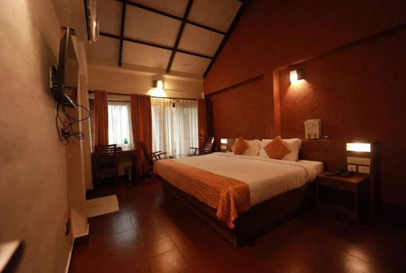 Silverwoods Resorts & Spa image
