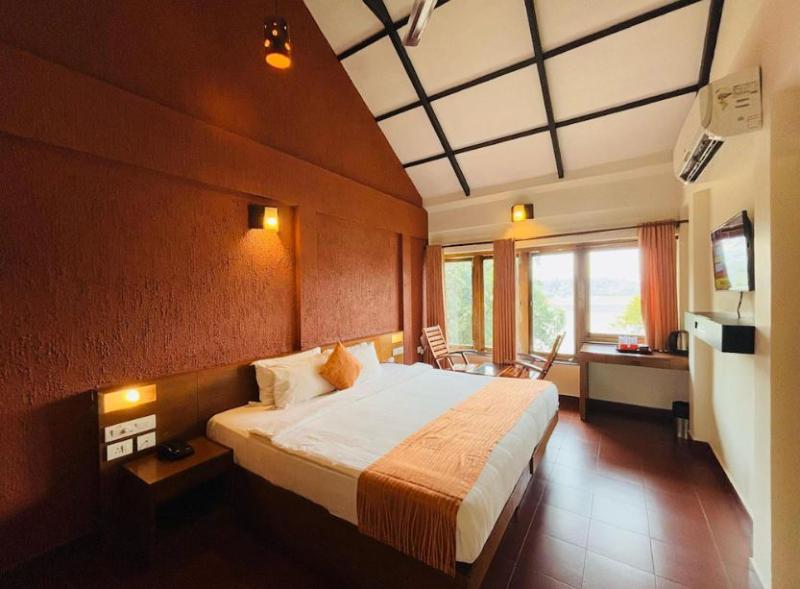 Silverwoods Resorts & Spa image