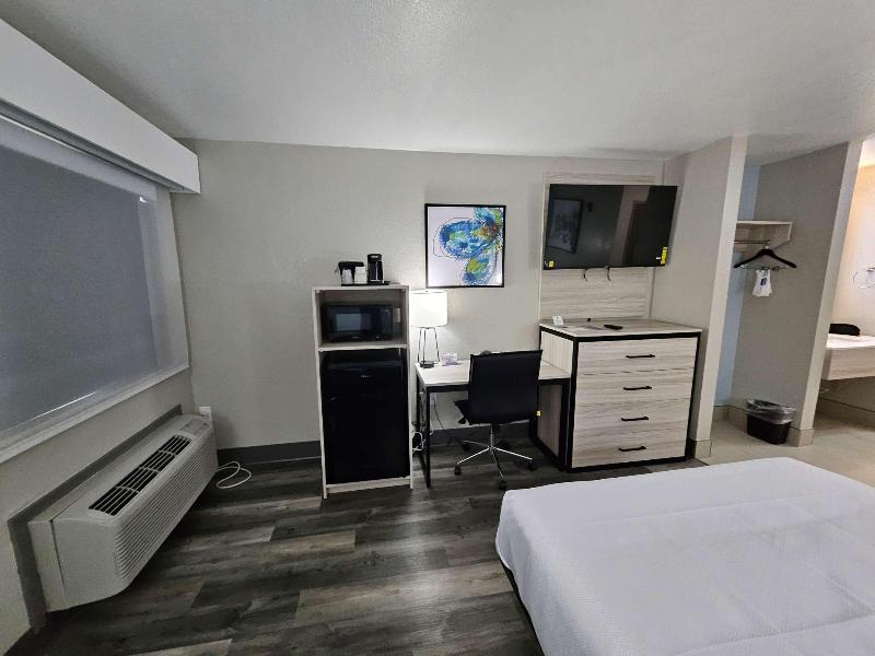Best Western Park City Wichita North image