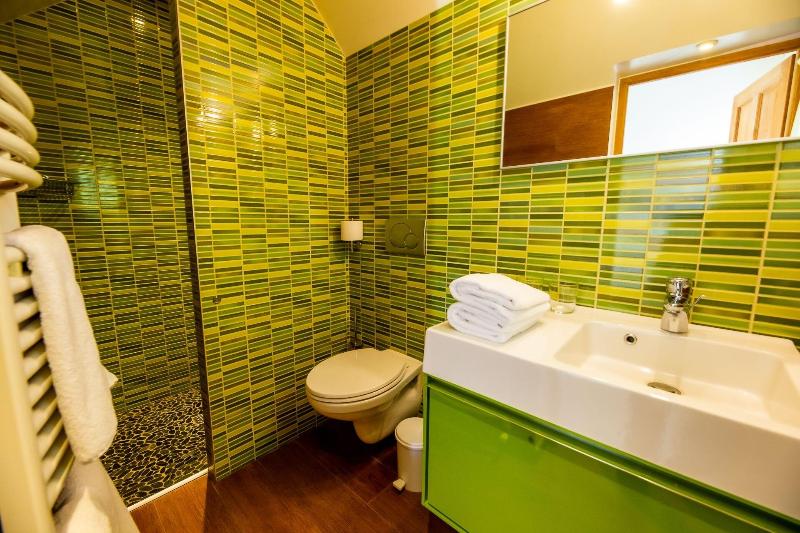 Chambres D'hã´tes La Ferme De L'oudon & Spa image
