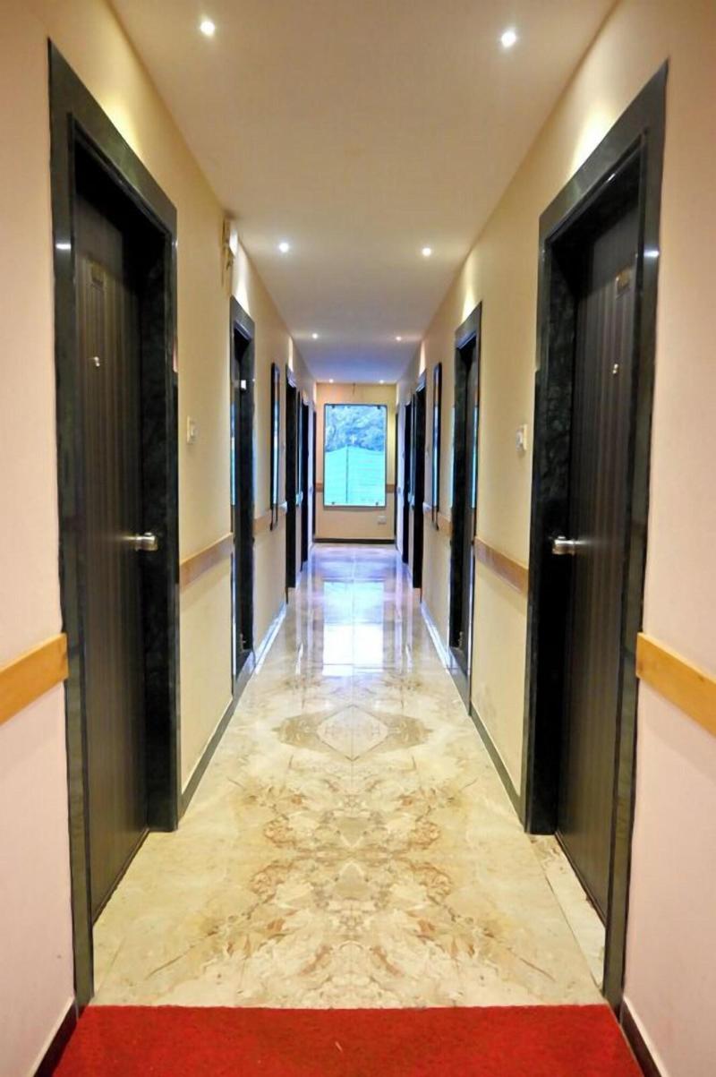 Woods Inn Resort